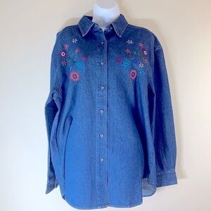 NWT. Simply Susan Large Floral Embroidered Denim Shirt.